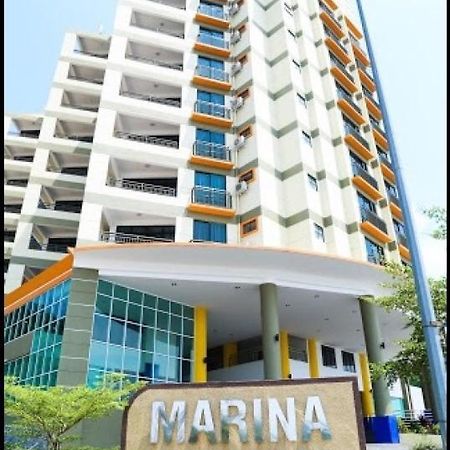 Marina Heights Seaview Resort 2 Lumut Exterior foto
